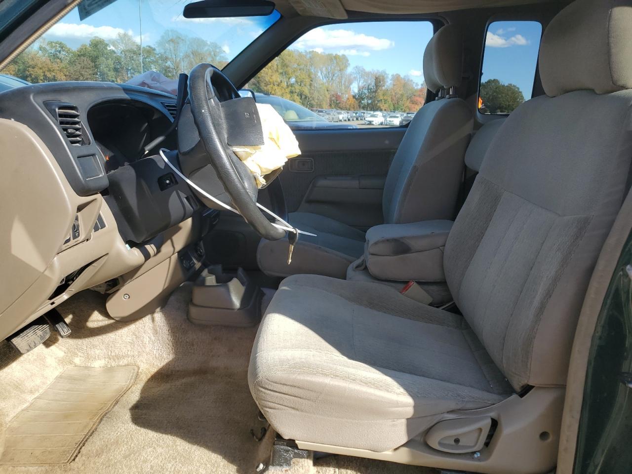 2000 NISSAN Frontier
