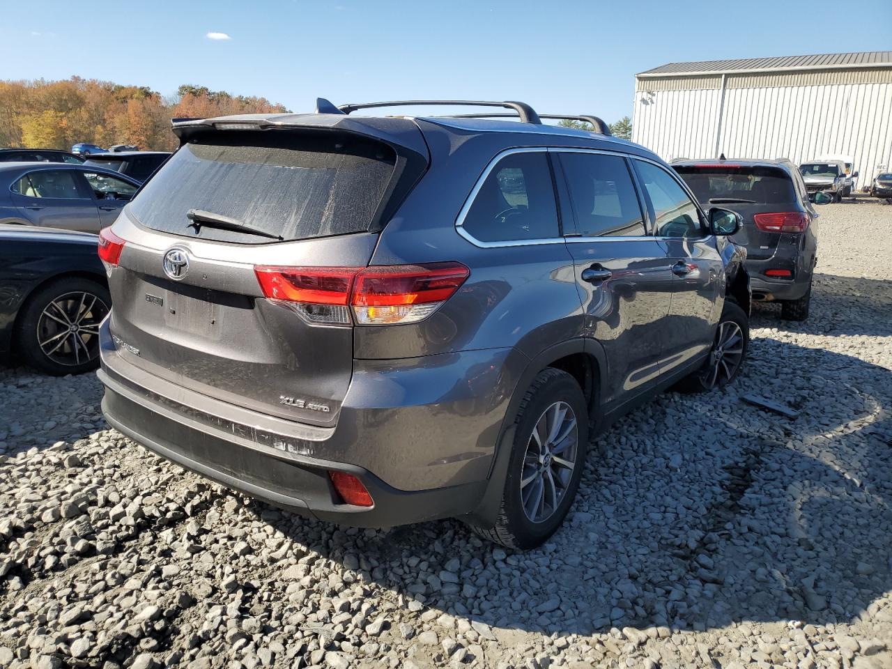 2019 TOYOTA HIGHLANDER