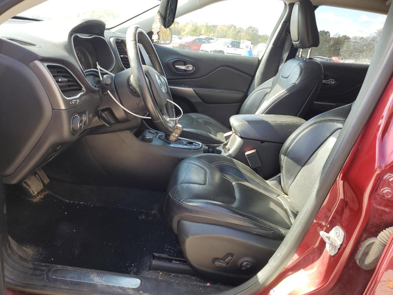 2019 JEEP CHEROKEE
