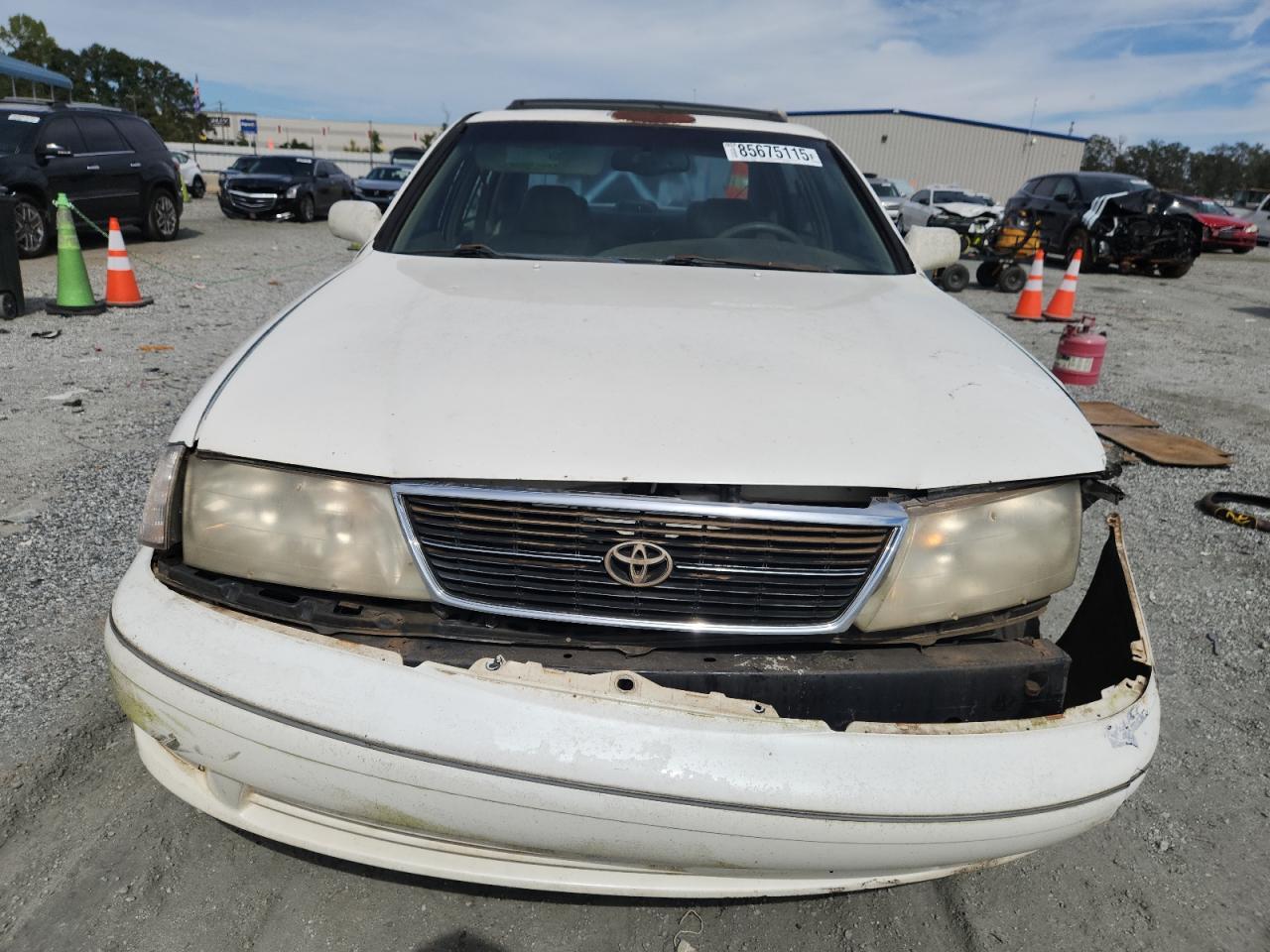 1999 TOYOTA Avalon
