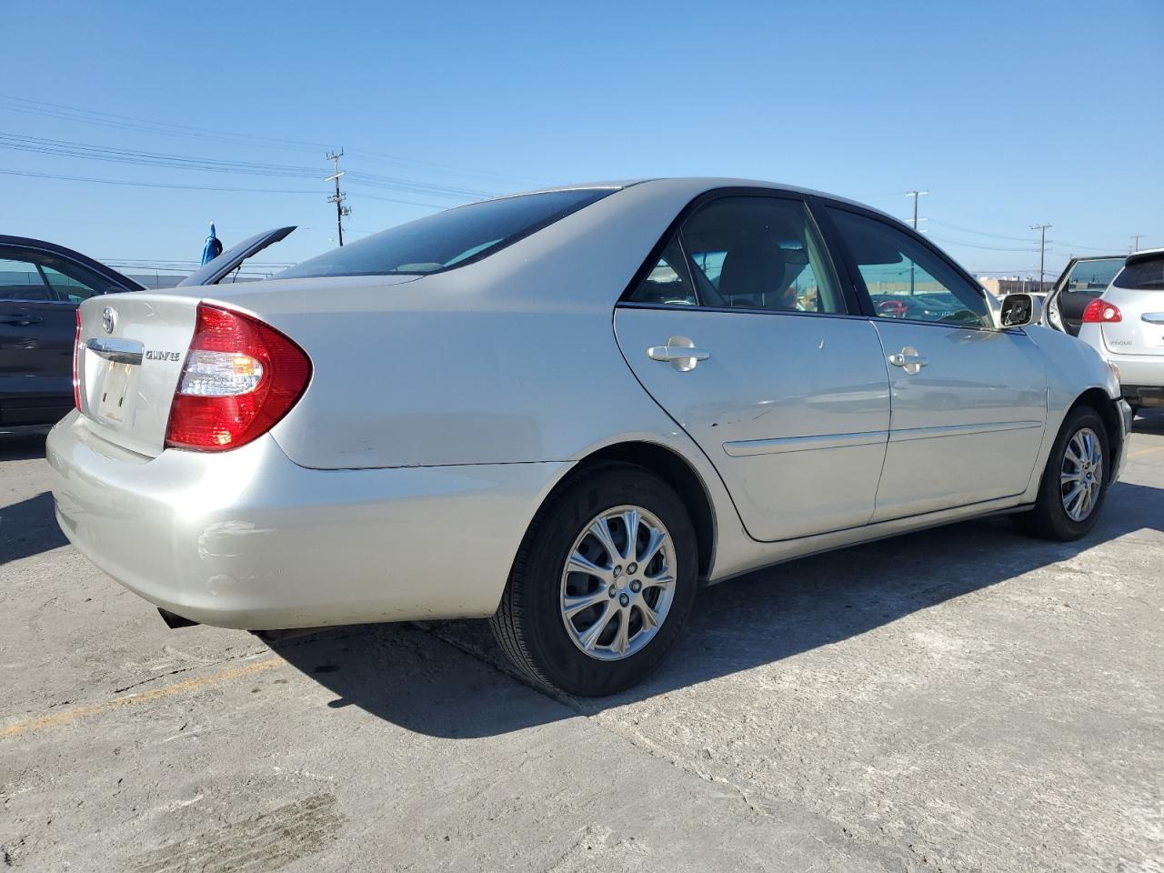 2004 TOYOTA CAMRY