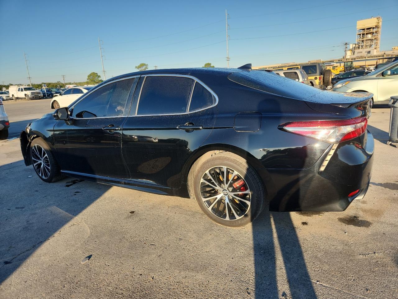 2019 TOYOTA CAMRY