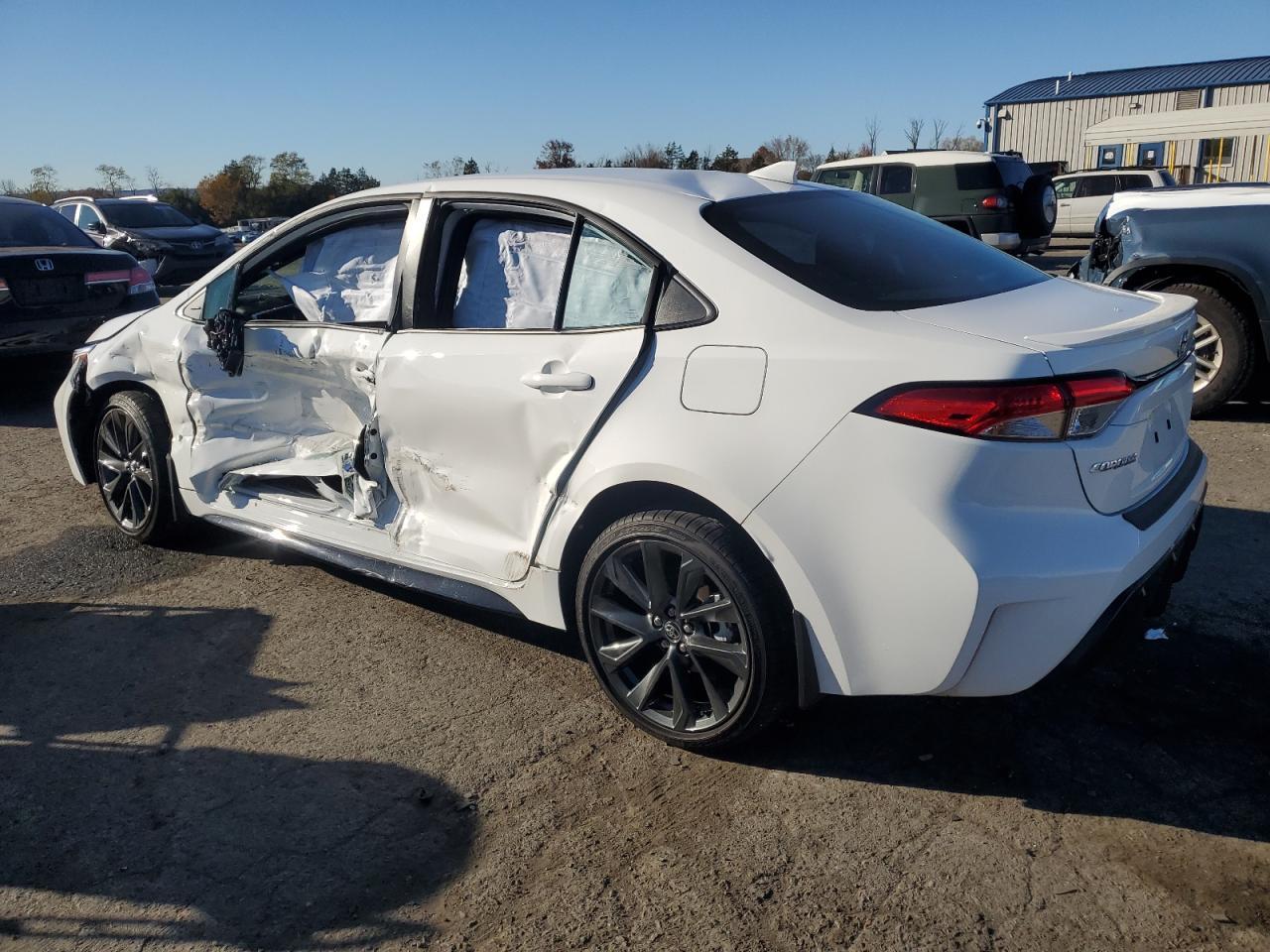 2025 TOYOTA COROLLA