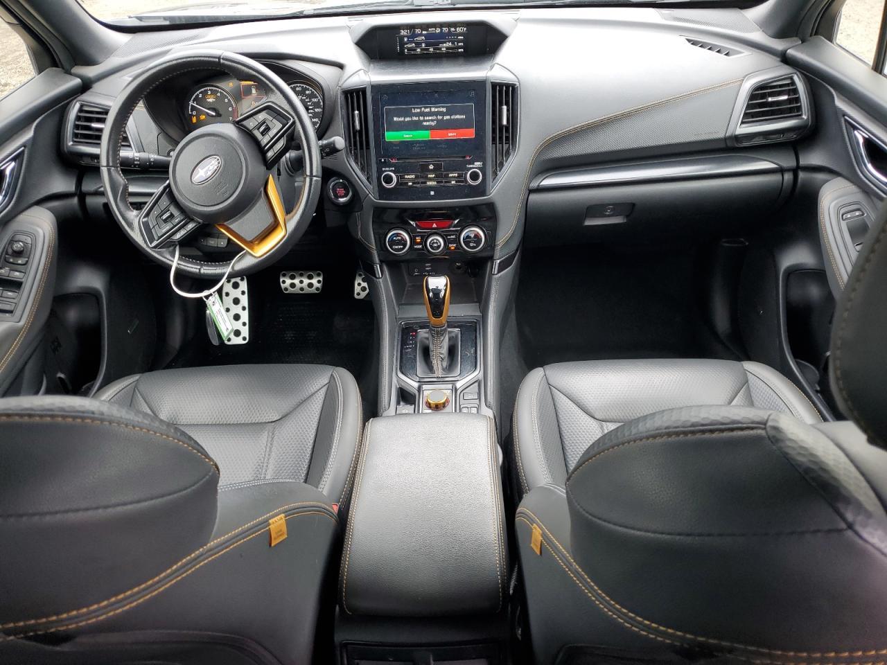 2022 SUBARU FORESTER