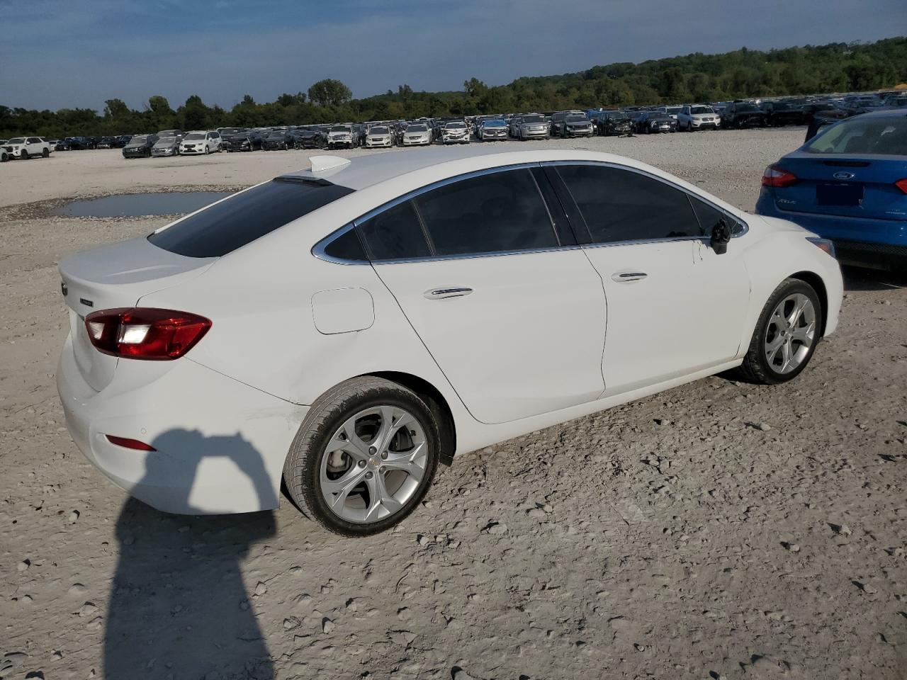 2018 CHEVROLET CRUZE