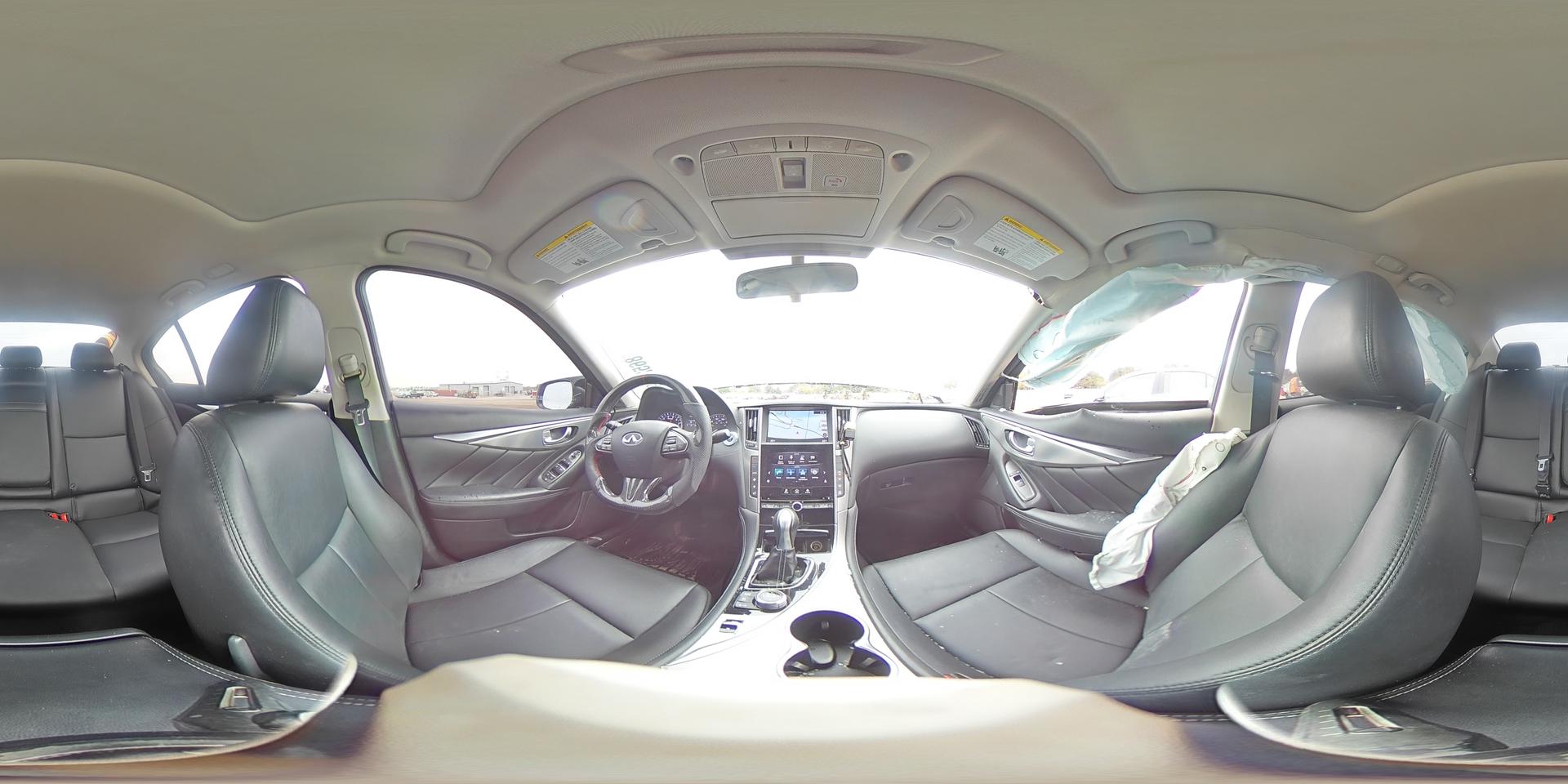 2015 INFINITI Q50