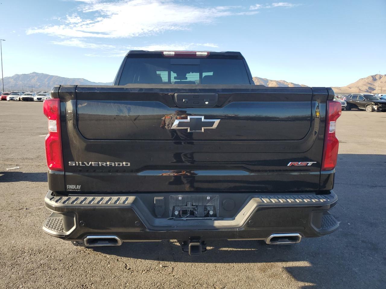 2024 CHEVROLET Silverado