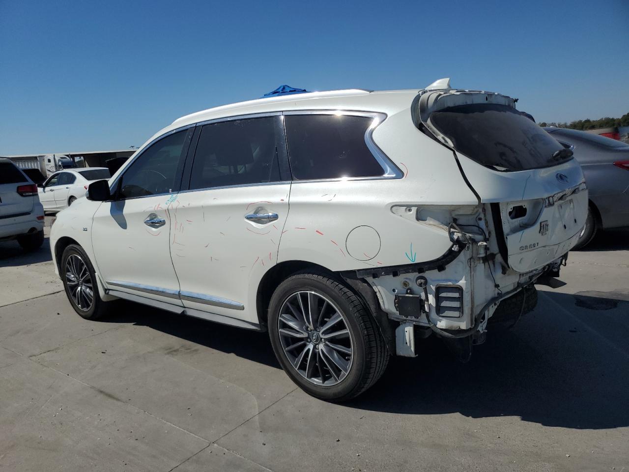 2016 INFINITI QX60