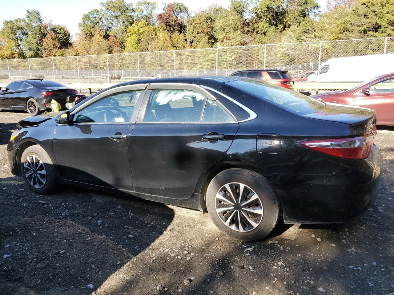 2017 TOYOTA CAMRY