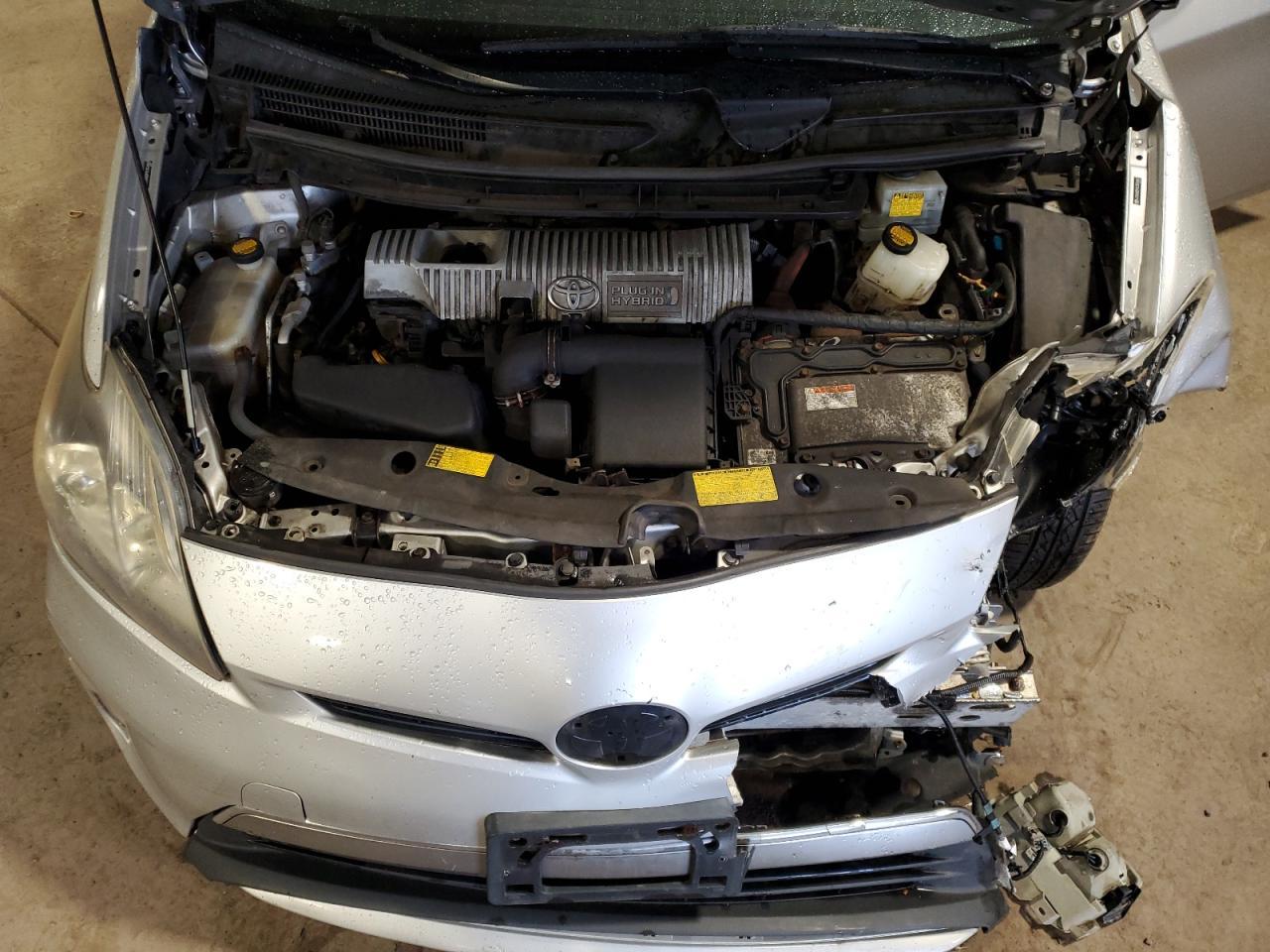 2012 TOYOTA Prius Plug-In