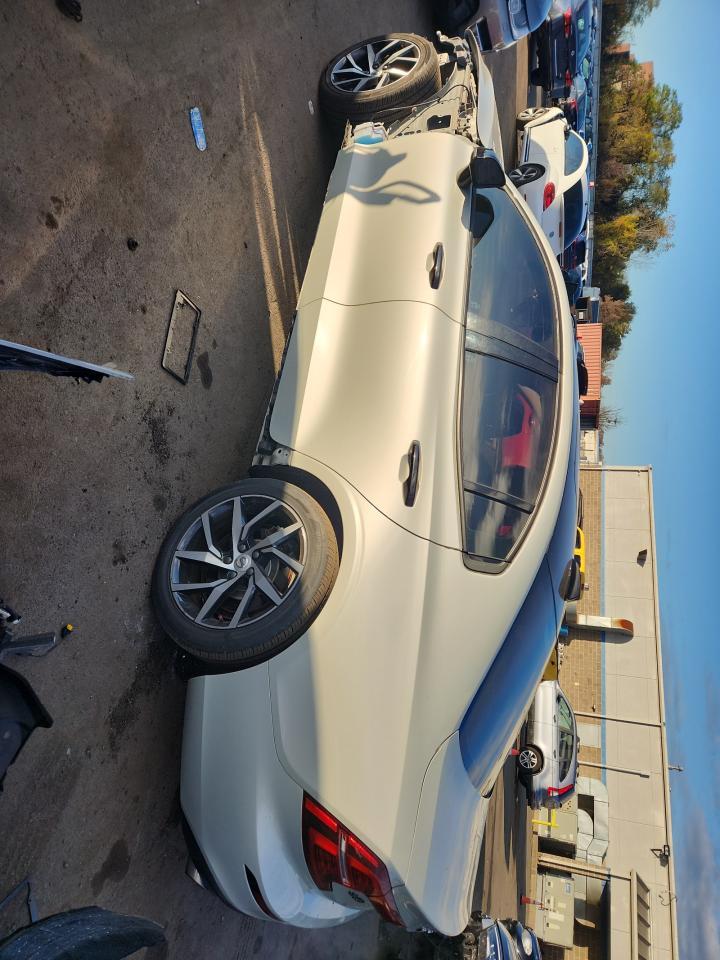 2019 VOLVO S60