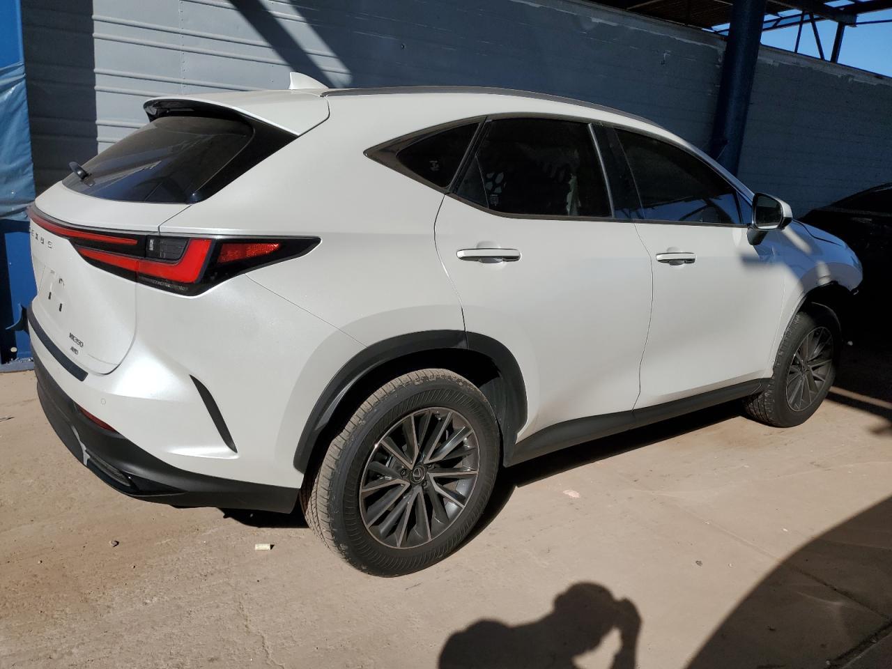 2024 LEXUS Nx