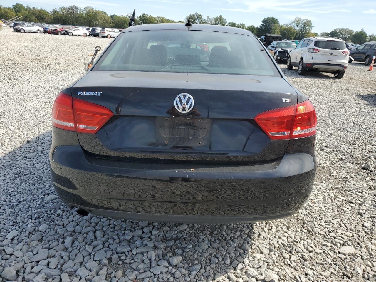 2015 VOLKSWAGEN Passat