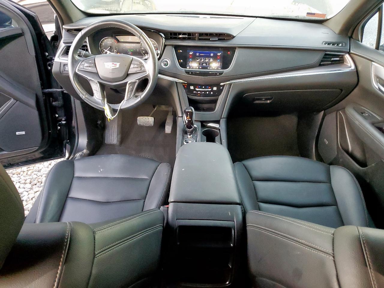 2023 CADILLAC XT5