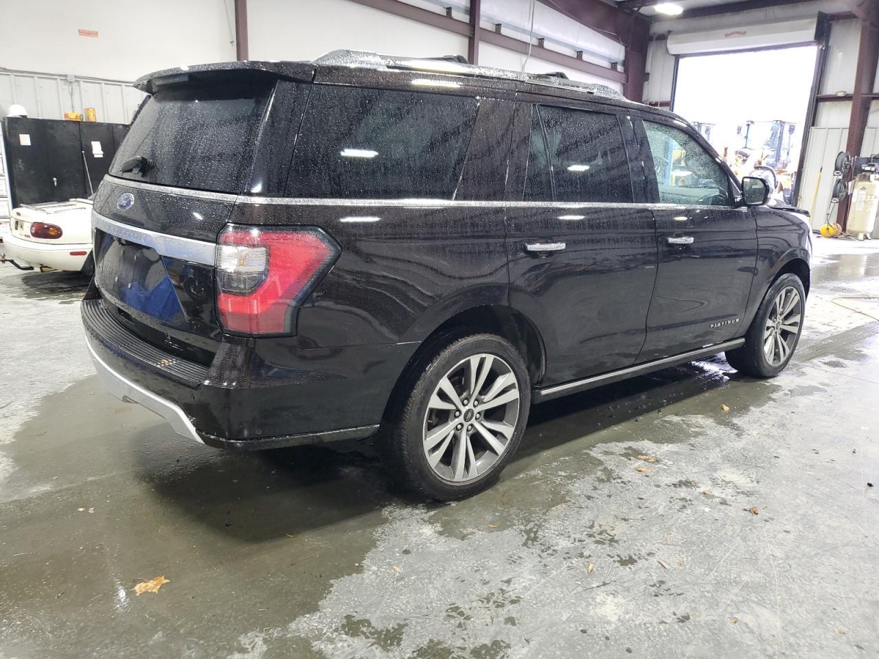 2021 FORD Expedition
