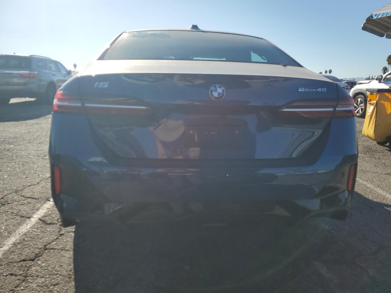 2024 BMW i5