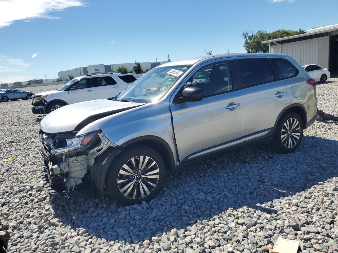 2020 MITSUBISHI outlander