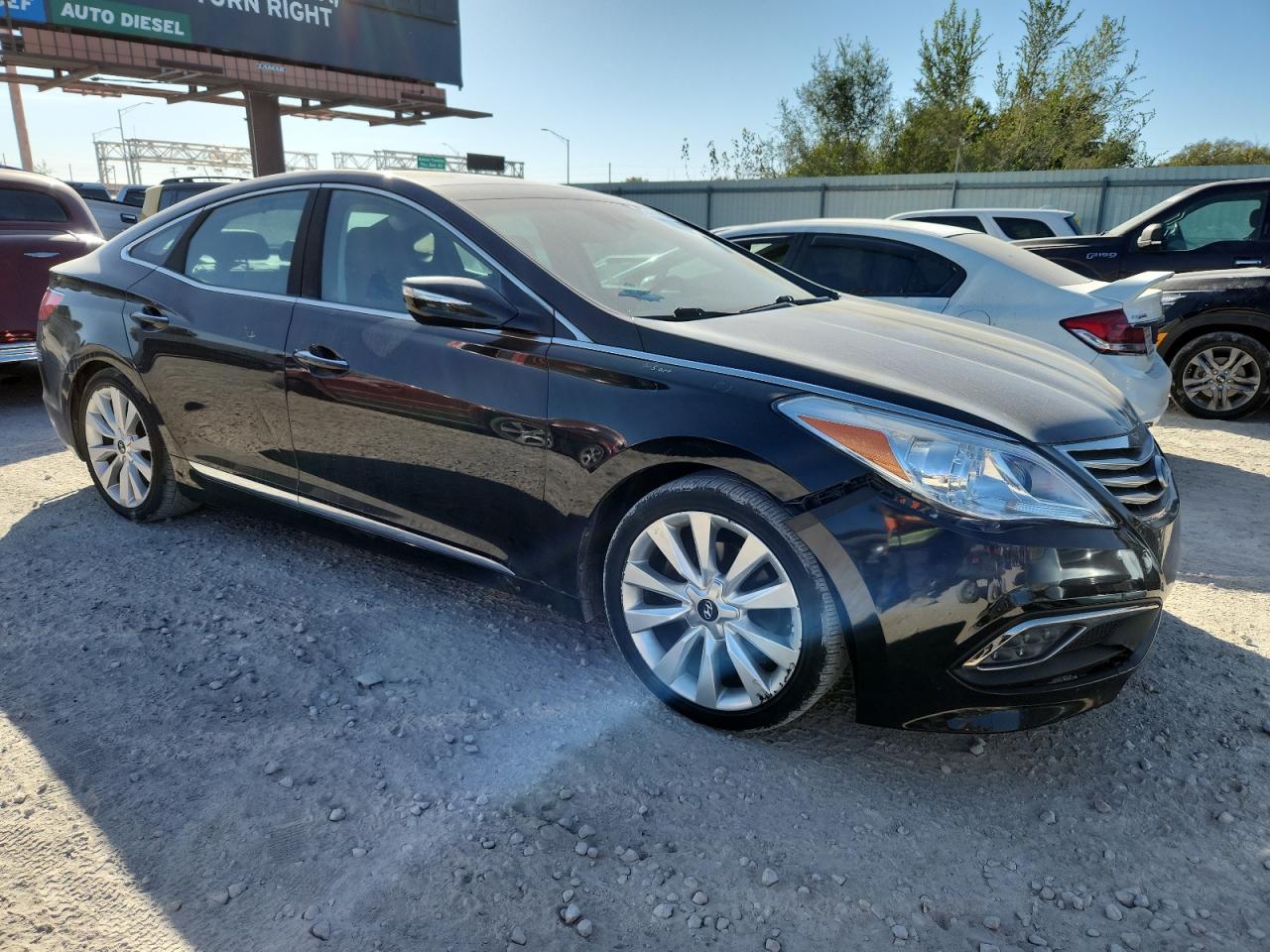 2016 HYUNDAI Azera