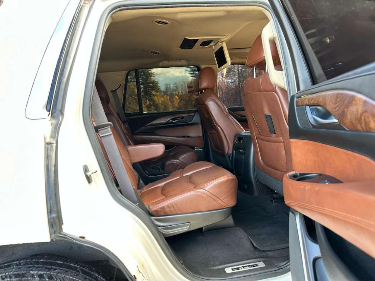 2015 CADILLAC ESCALADE