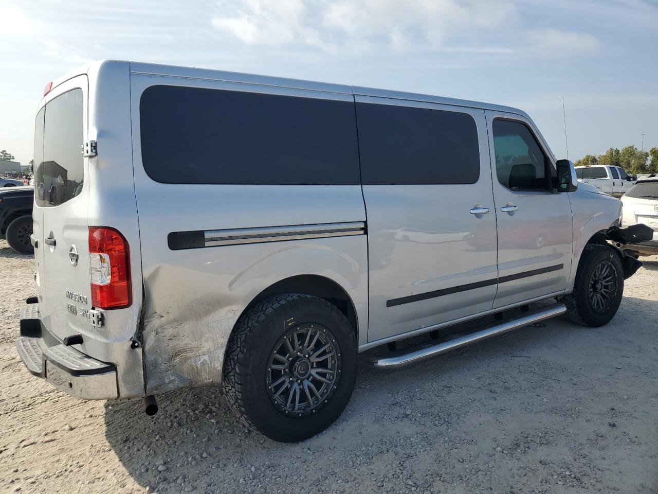 2013 NISSAN Nv
