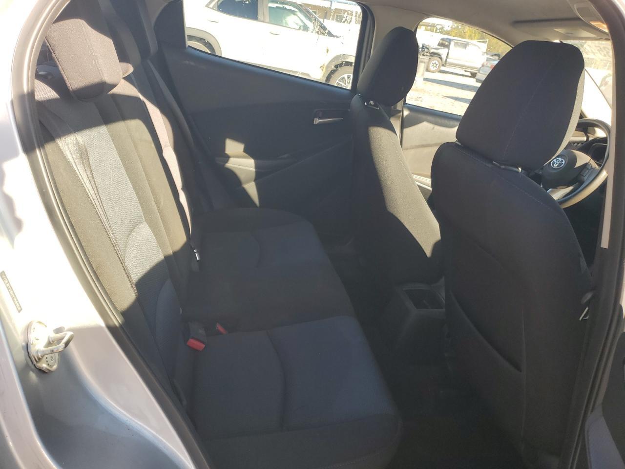 2017 TOYOTA YARIS