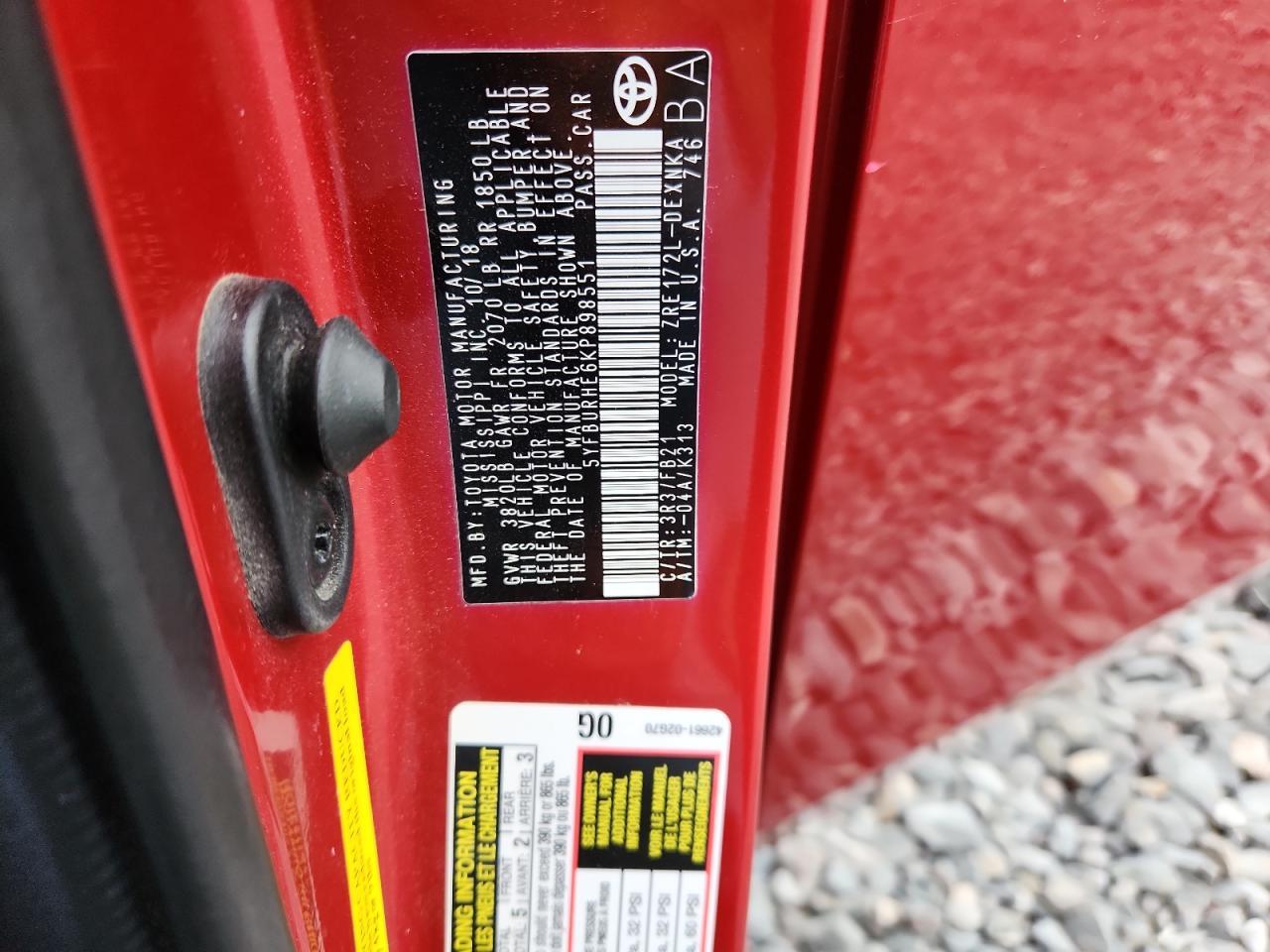 2019 TOYOTA COROLLA