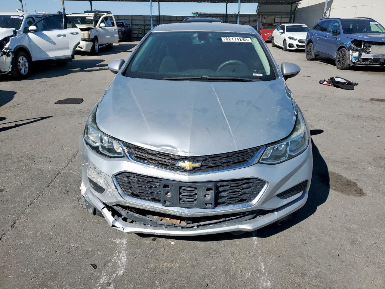 2017 CHEVROLET CRUZE