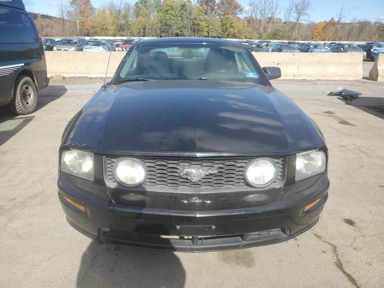 2006 FORD MUSTANG