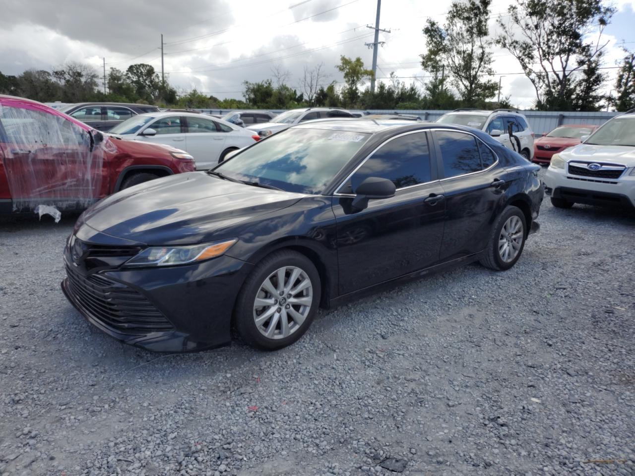 2018 TOYOTA CAMRY