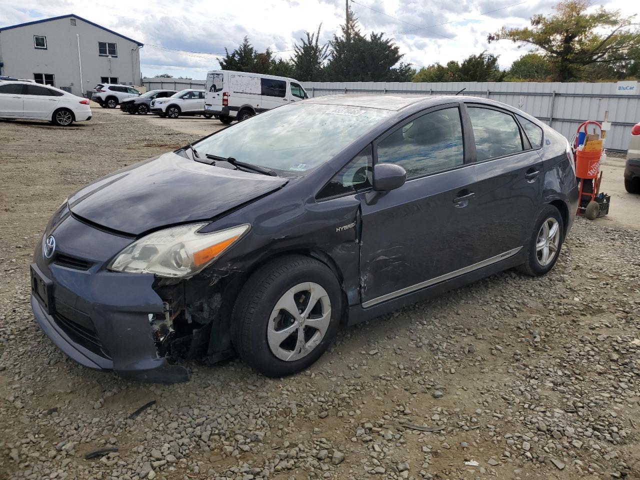 2014 TOYOTA PRIUS