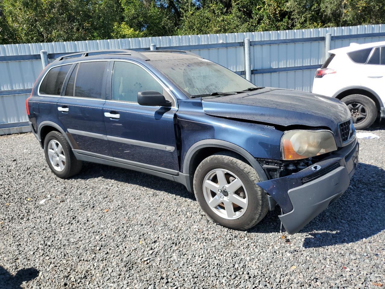 2004 VOLVO XC90