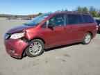 2011 TOYOTA SIENNA