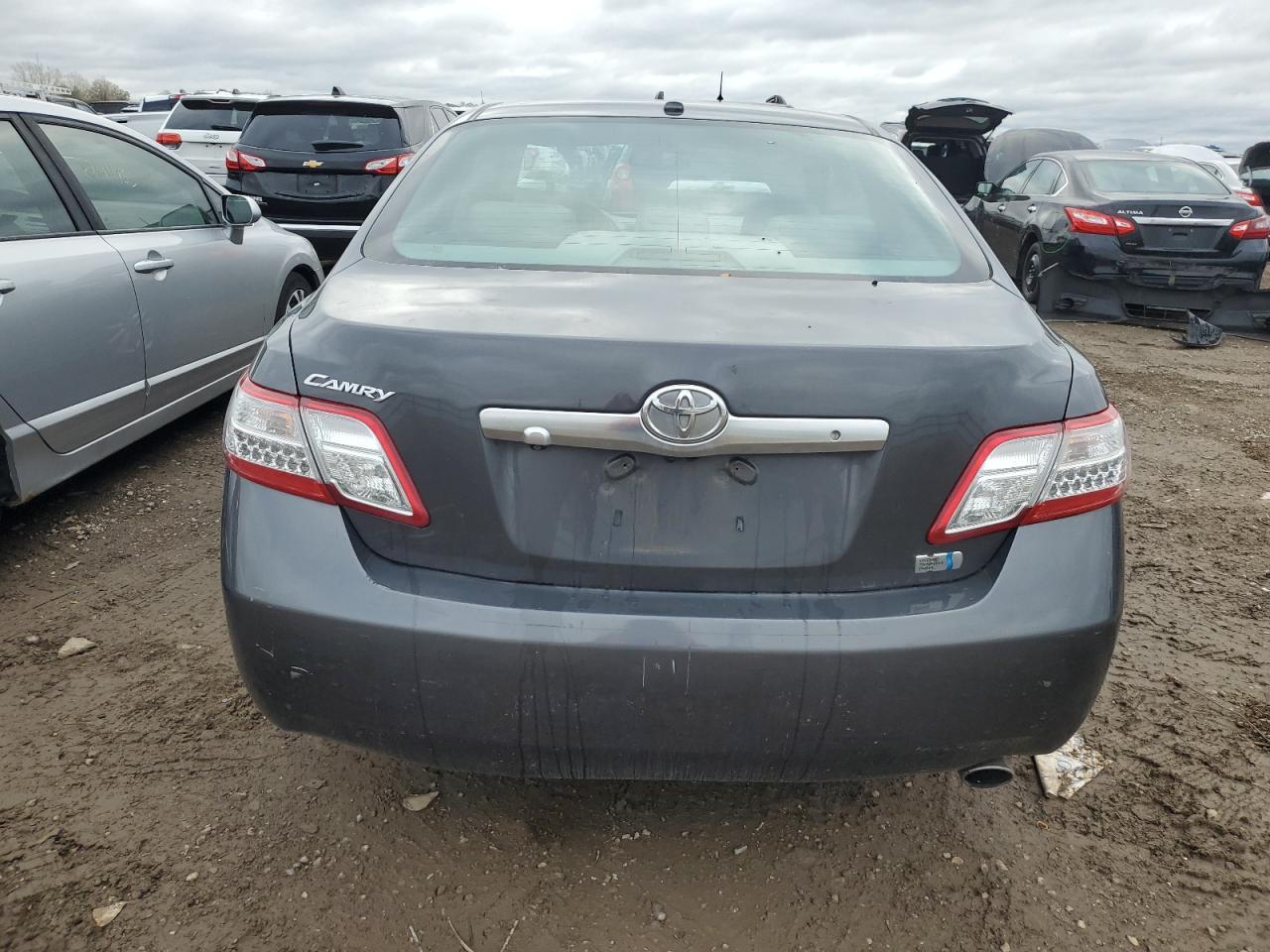 2011 TOYOTA CAMRY