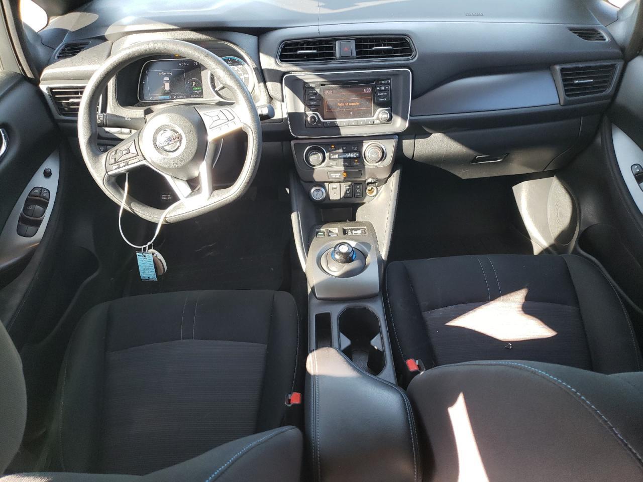 2019 NISSAN LEAF