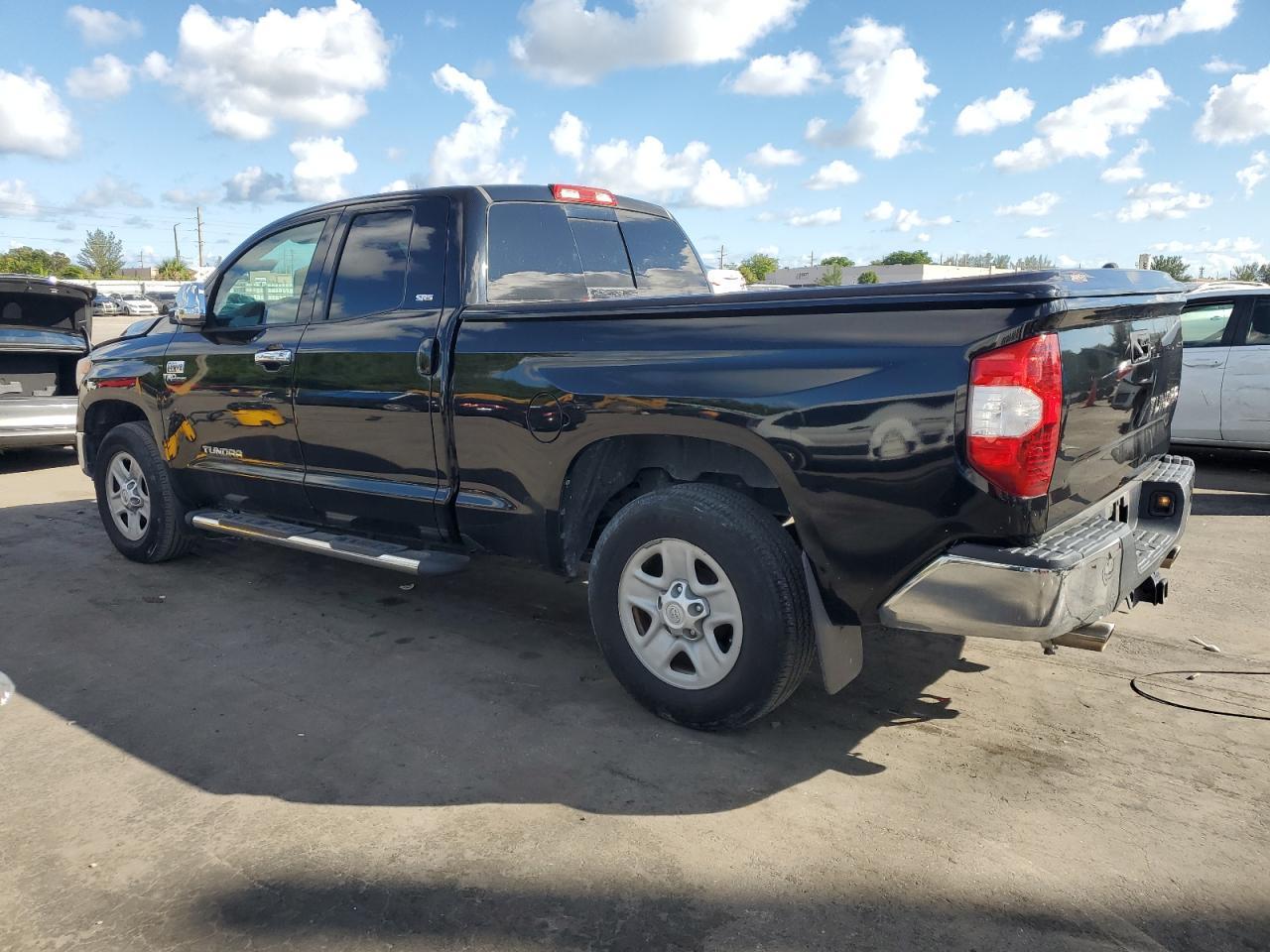 2015 TOYOTA TUNDRA