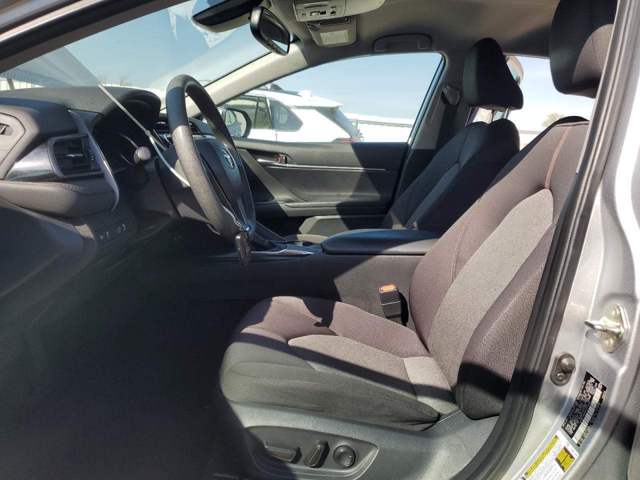 2019 TOYOTA CAMRY