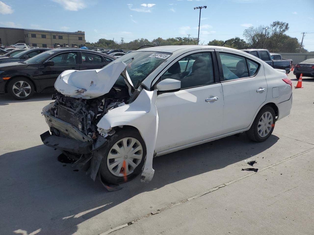 2017 NISSAN VERSA