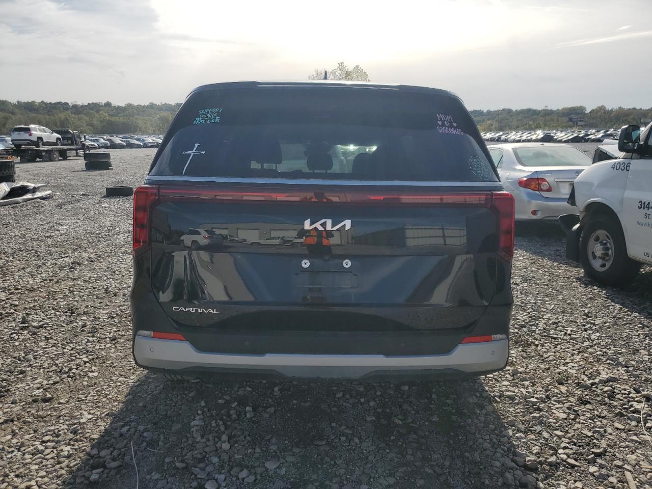 2025 KIA Carnival