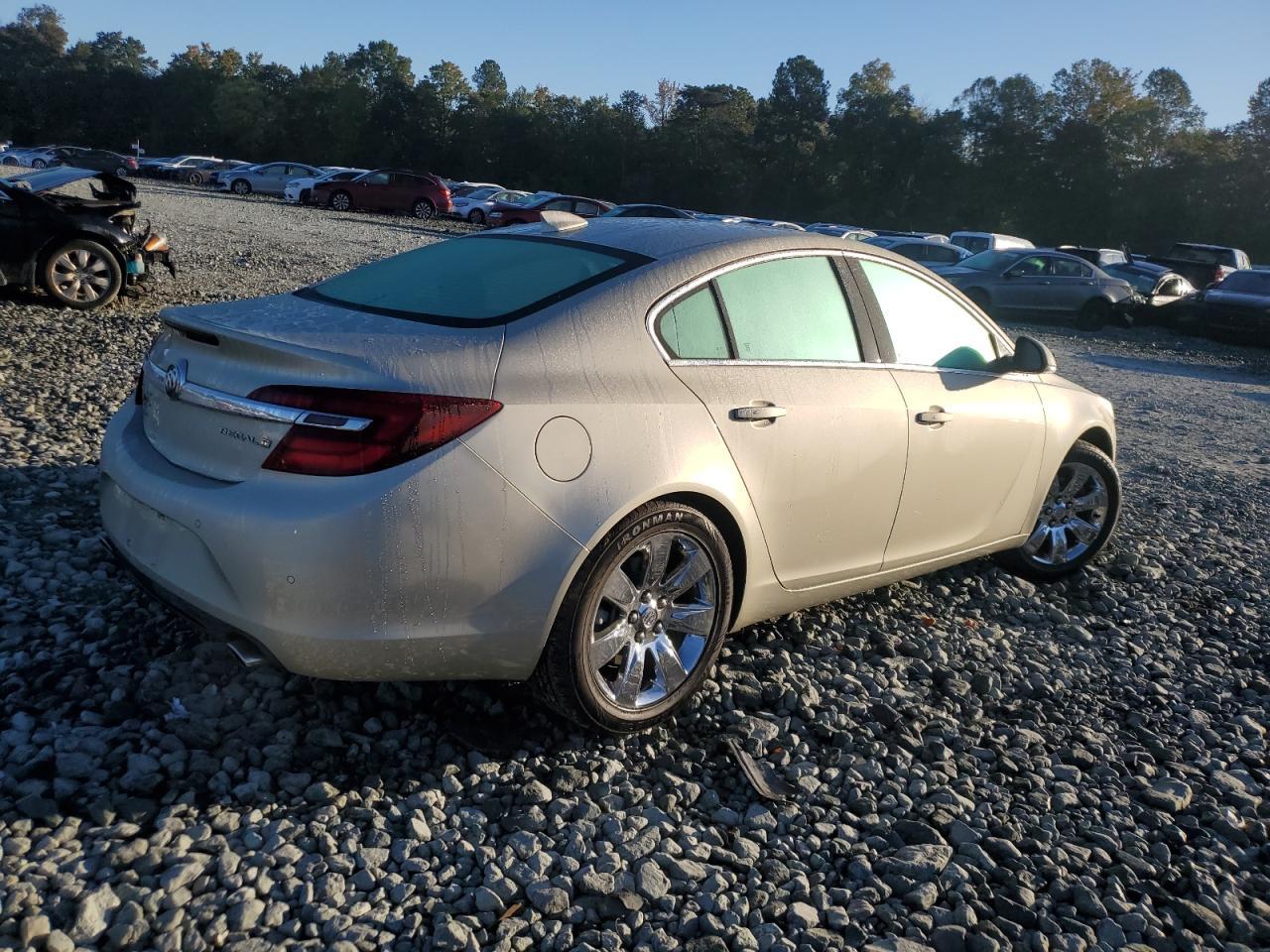 2016 BUICK Regal