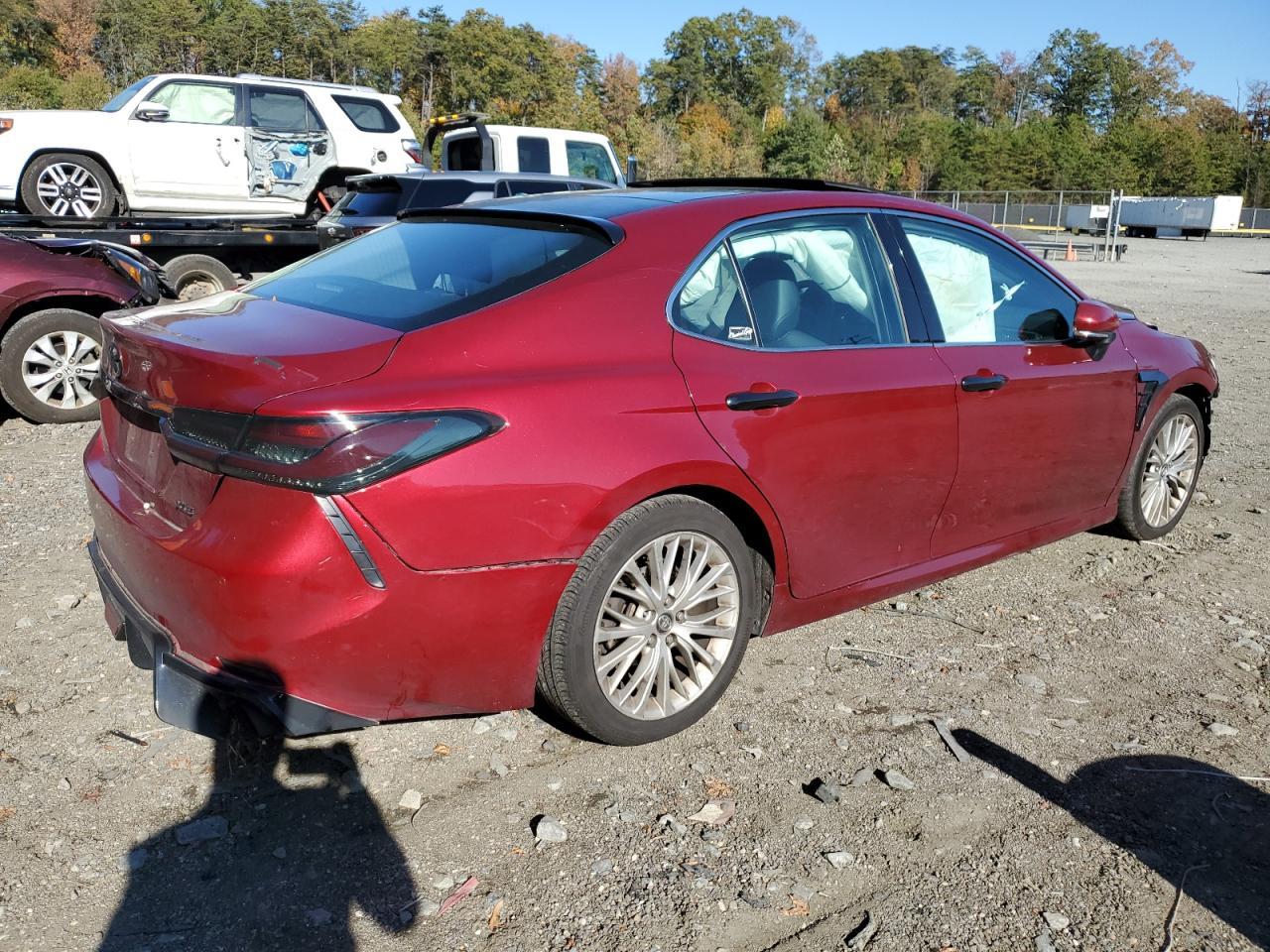 2018 TOYOTA CAMRY