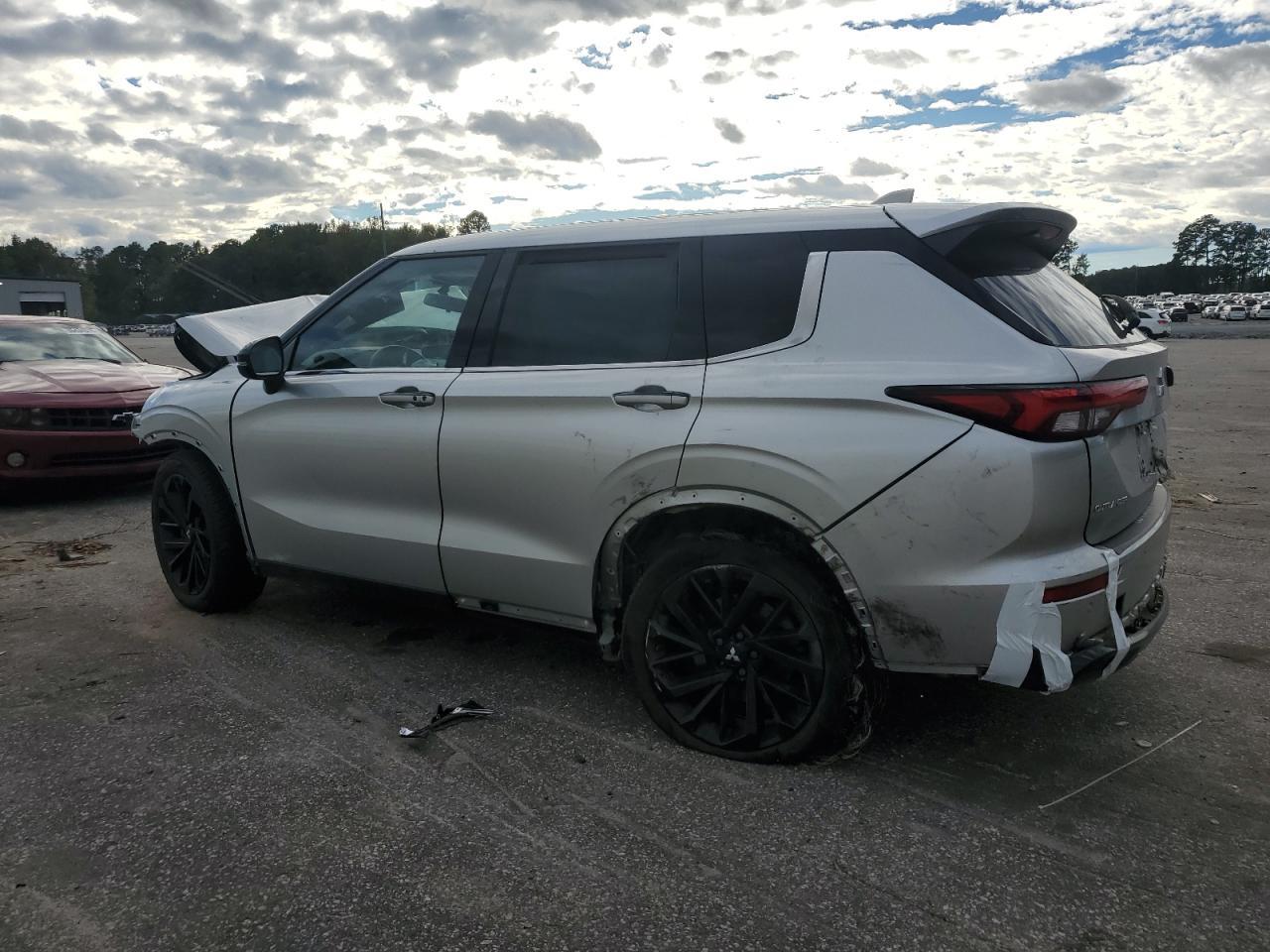 2022 MITSUBISHI outlander
