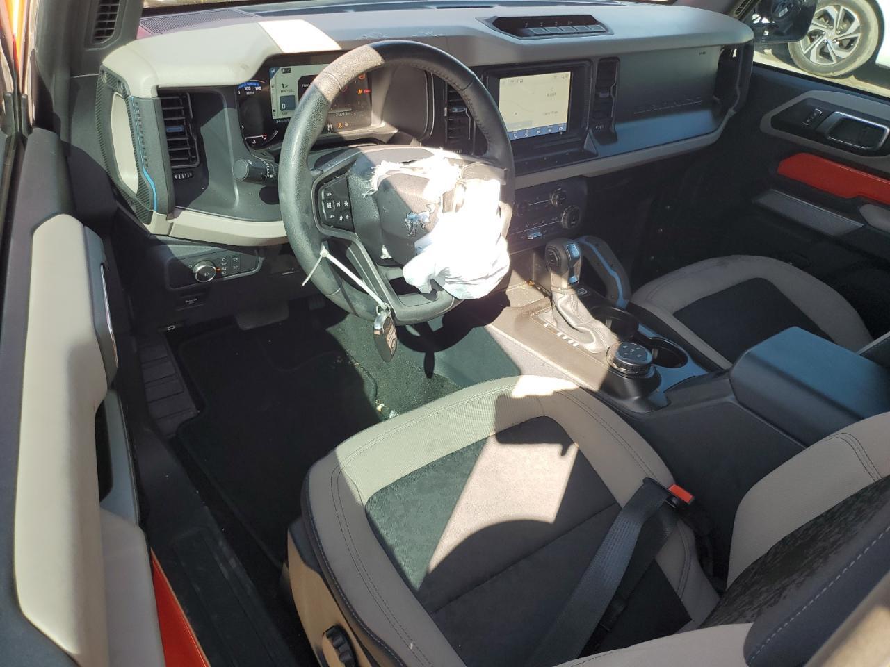 2022 FORD Bronco