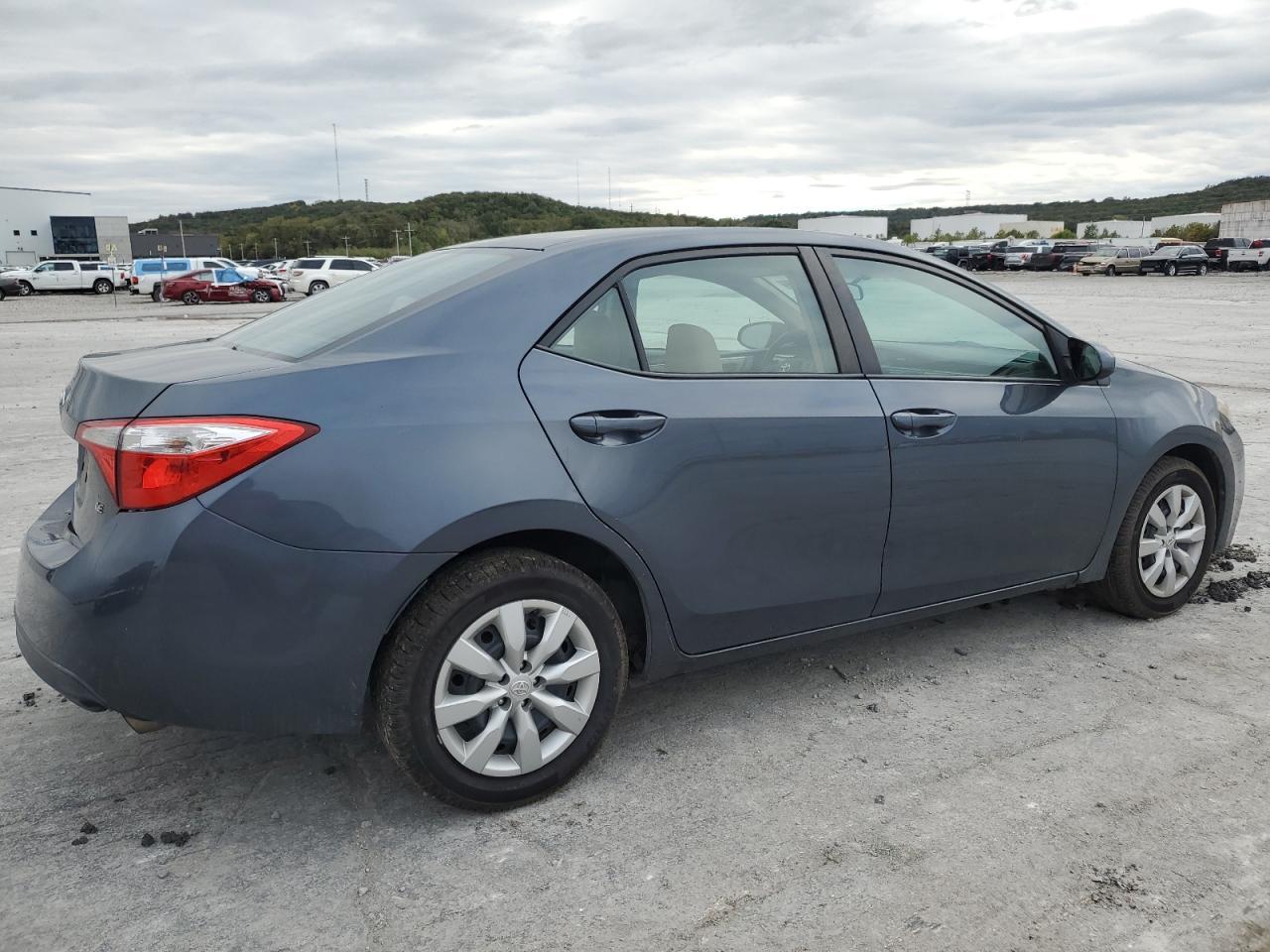 2015 TOYOTA COROLLA