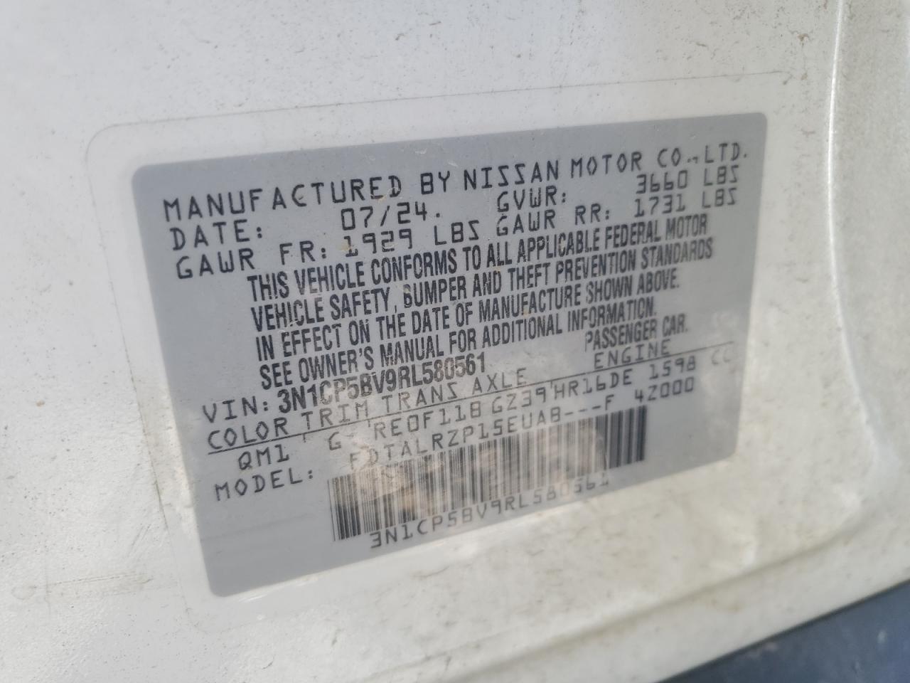 2024 NISSAN KICKS