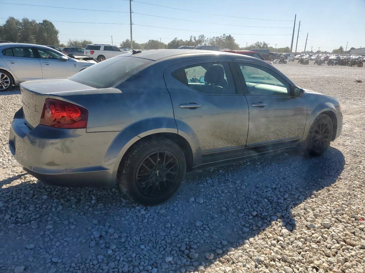 2012 DODGE Avenger