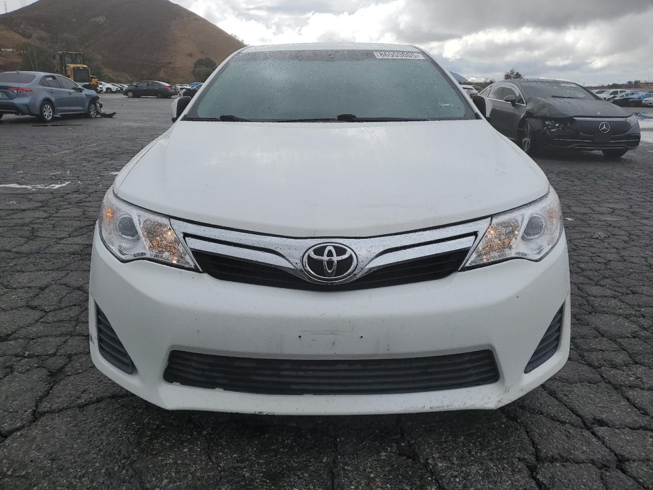 2014 TOYOTA CAMRY