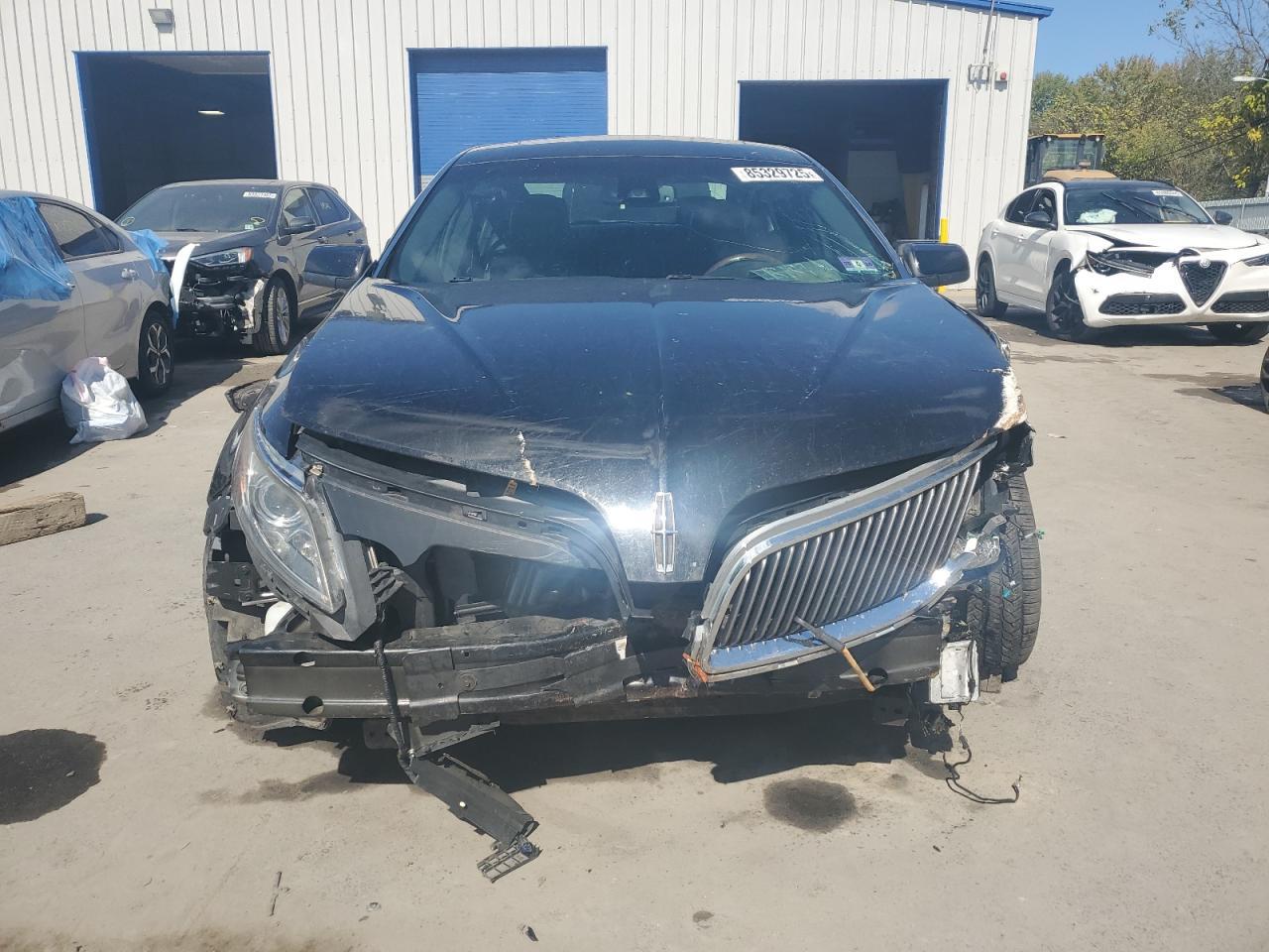 2013 LINCOLN MKS