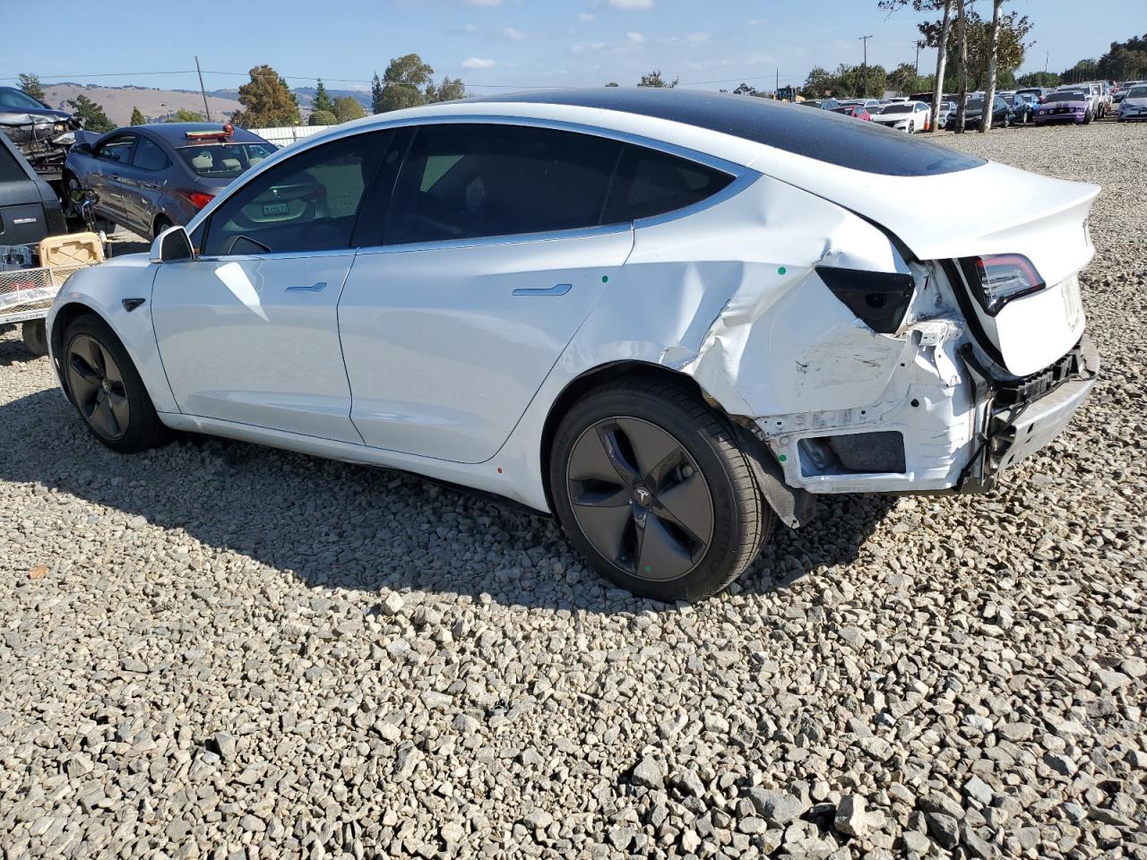 2018 TESLA MODEL 3