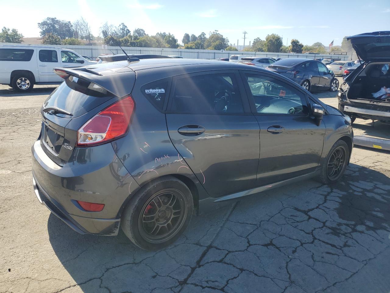 2017 FORD Fiesta