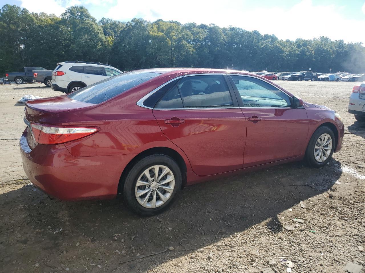2016 TOYOTA CAMRY